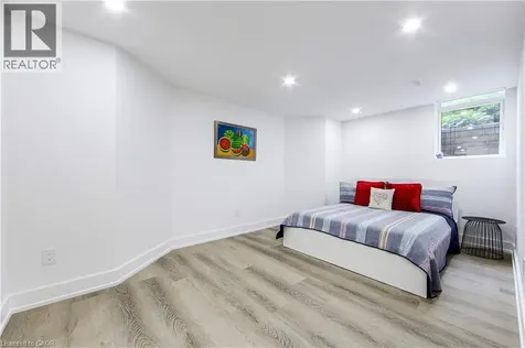 1319 Greeneagle Drive Oakville ON L6M 2N1