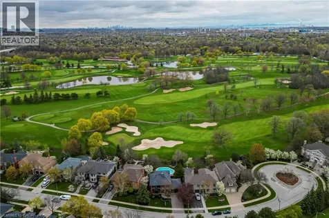1319 Greeneagle Drive Oakville ON L6M 2N1
