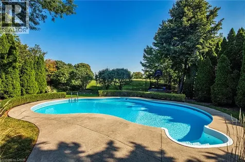 1319 Greeneagle Drive Oakville ON L6M 2N1