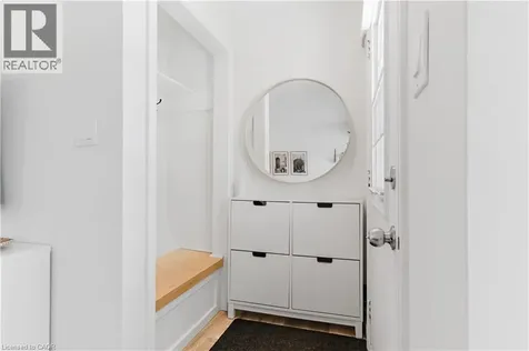 42 Fourth Avenue Cambridge ON N1S 2E1