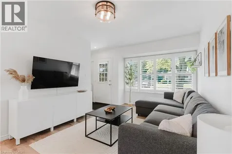 42 Fourth Avenue Cambridge ON N1S 2E1