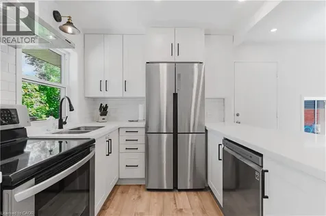 42 Fourth Avenue Cambridge ON N1S 2E1