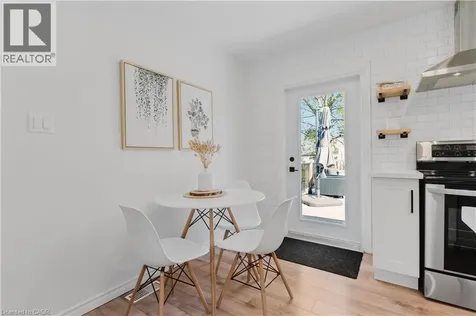 42 Fourth Avenue Cambridge ON N1S 2E1