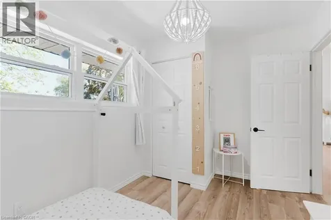 42 Fourth Avenue Cambridge ON N1S 2E1