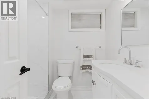 42 Fourth Avenue Cambridge ON N1S 2E1