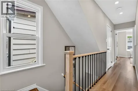 83 Beechwood Avenue Hamilton ON L8L 2S7