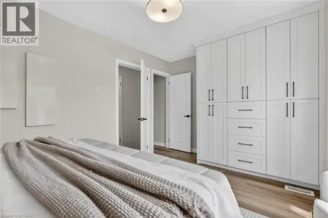 83 Beechwood Avenue Hamilton ON L8L 2S7