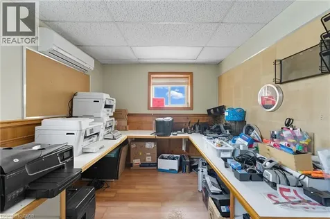 328 Trinity Church Road Glanbrook ON L0R 1P0