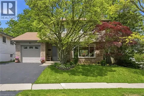 1381 Majestic Drive Burlington ON L7M 1G5