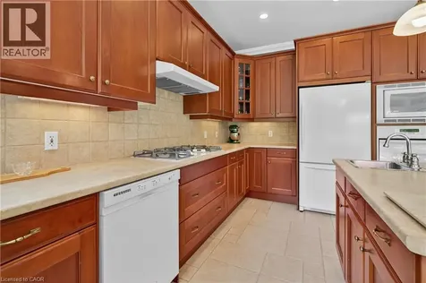 6786 Christine Court Niagara Falls ON L2J 4L6