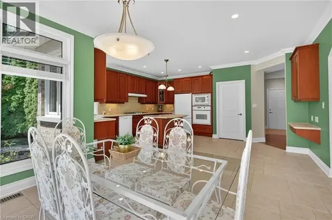6786 Christine Court Niagara Falls ON L2J 4L6