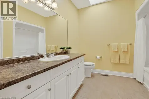 6786 Christine Court Niagara Falls ON L2J 4L6