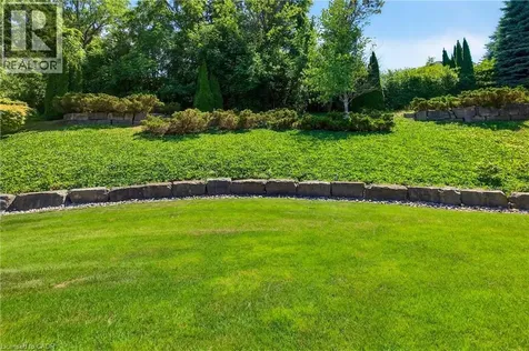 6786 Christine Court Niagara Falls ON L2J 4L6