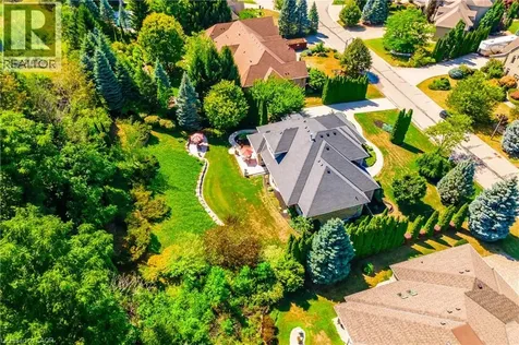 6786 Christine Court Niagara Falls ON L2J 4L6