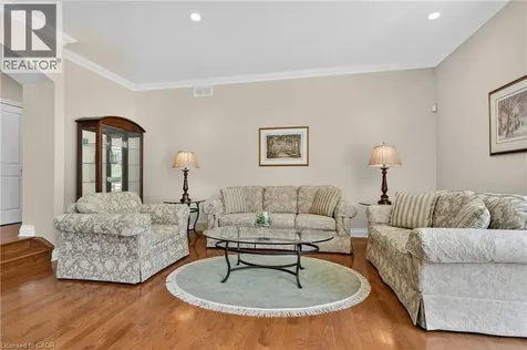 6786 Christine Court Niagara Falls ON L2J 4L6