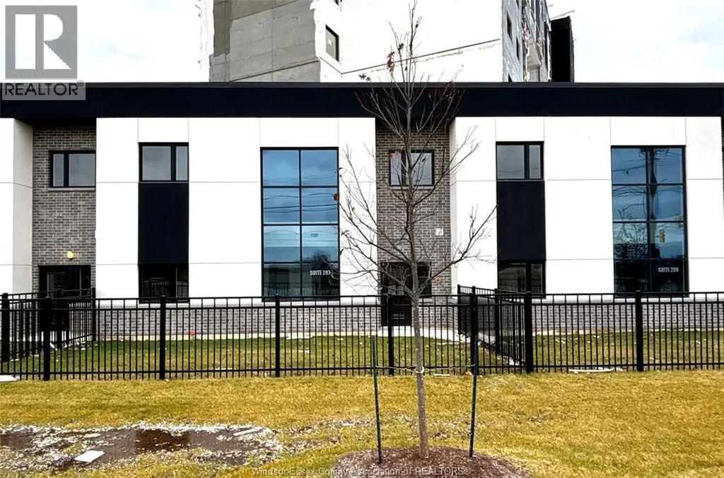 4400 Laurier Parkway Lasalle ON N9H 0R1