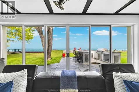 1674 Caille Avenue Lakeshore ON N8L 0J4