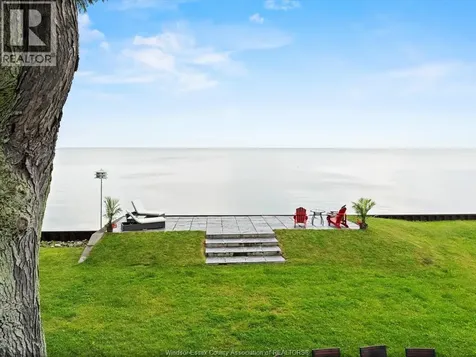 1674 Caille Avenue Lakeshore ON N8L 0J4