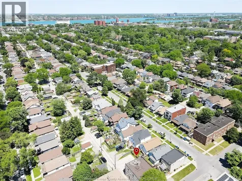 1187 Lincoln Road Windsor ON N8Y 2H6