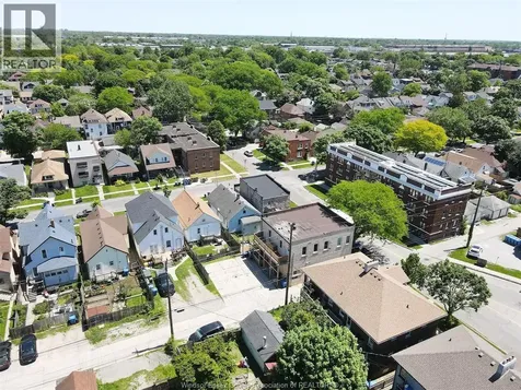 1187 Lincoln Road Windsor ON N8Y 2H6