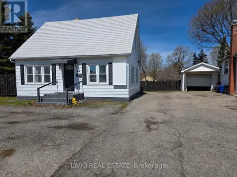 323 Queen Street East Halton Hills (ac Acton) ON L7J 1R1