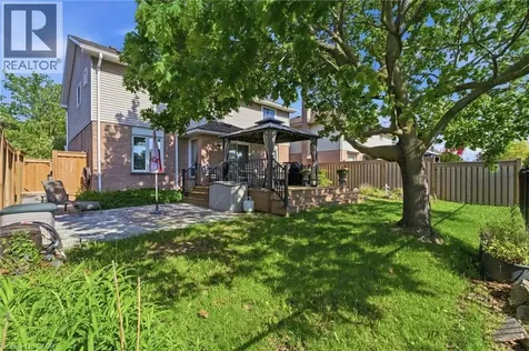 2078 Hunters Wood Drive Burlington ON L7M 2T2