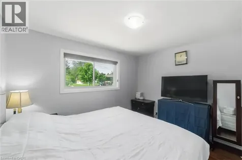 158 Plymouth Road Kitchener ON N2G 3G5