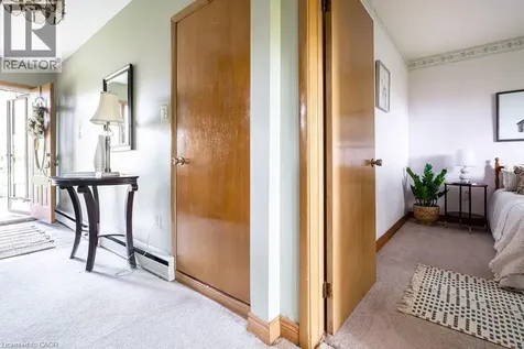 23 Keen Court Hamilton ON L8T 1W5