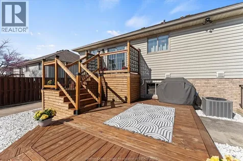 430 Woodridge Drive Tecumseh ON N8N 4V5