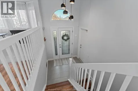 430 Woodridge Drive Tecumseh ON N8N 4V5