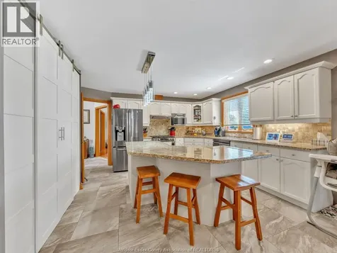 130 Pheasant Run Drive Lakeshore ON N8L 0Z7