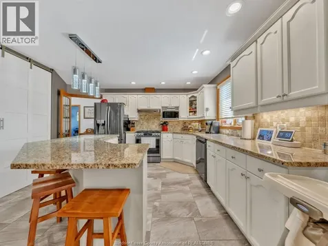 130 Pheasant Run Drive Lakeshore ON N8L 0Z7