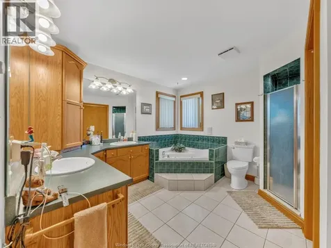 130 Pheasant Run Drive Lakeshore ON N8L 0Z7
