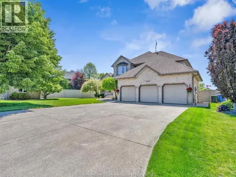 130 Pheasant Run Drive Lakeshore ON N8L 0Z7