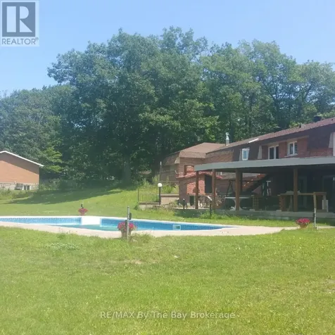 10 Edgewater Road Wasaga Beach ON L9Z 2W3
