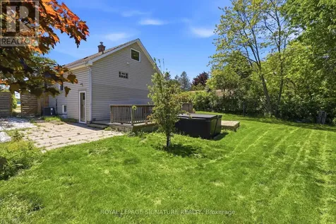 1114 Lakeshore Road Sarnia ON N7V 2V8