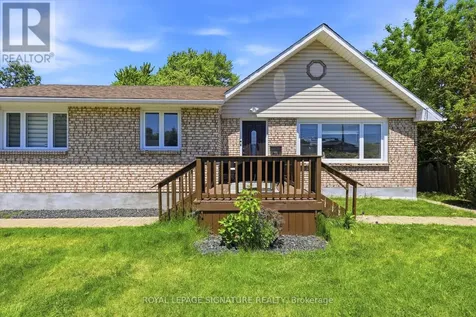 1114 Lakeshore Road Sarnia ON N7V 2V8