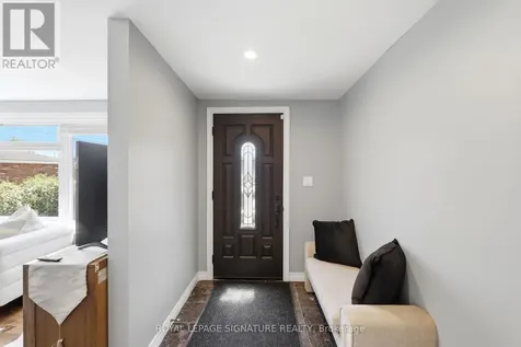 1114 Lakeshore Road Sarnia ON N7V 2V8