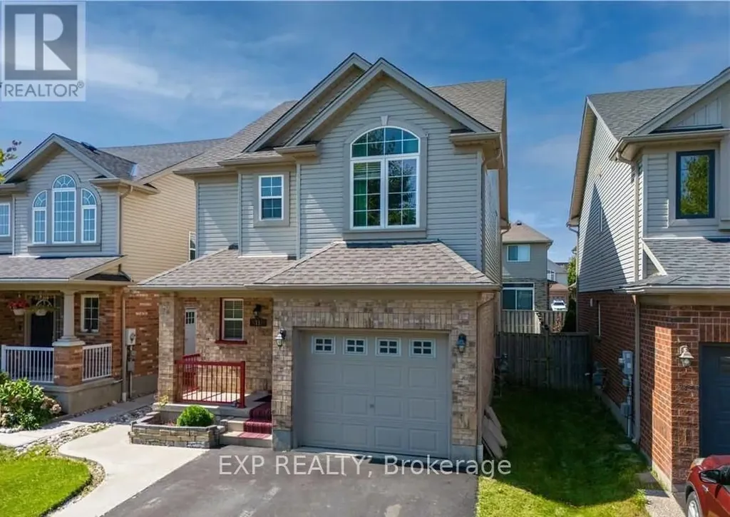 11 Frankfurt Street West Kitchener ON N2R 1T5