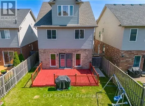 11 Frankfurt Street West Kitchener ON N2R 1T5