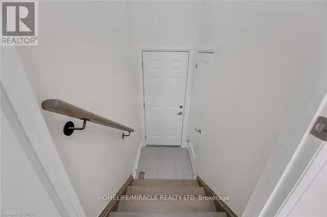 116 Crossmore Crescent Waterloo ON N1S 0C7