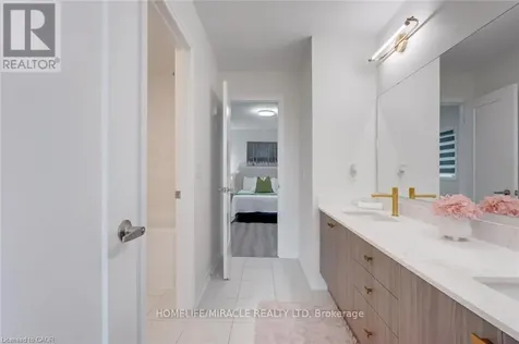 116 Crossmore Crescent Waterloo ON N1S 0C7