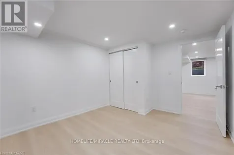 116 Crossmore Crescent Waterloo ON N1S 0C7