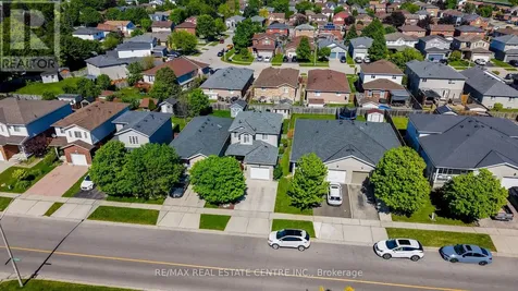 101 Edgemere Drive Cambridge ON N1P 1E9