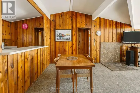 8 Nassau Court Tiny ON L9M 0H3
