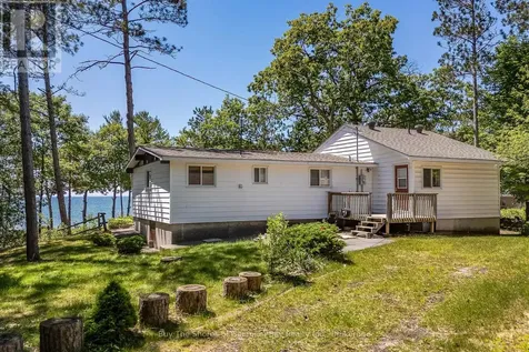 8 Nassau Court Tiny ON L9M 0H3