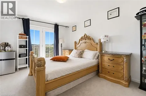 15 Central Market Drive Caledonia ON N3W 1N8