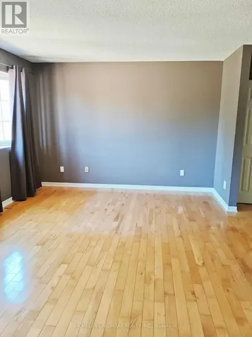 8 Opal Lane Ottawa ON K2J 2V7