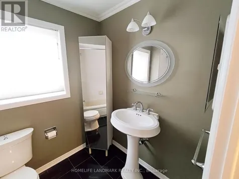 8 Opal Lane Ottawa ON K2J 2V7