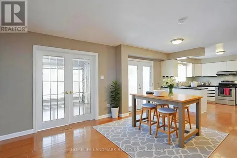 8 Opal Lane Ottawa ON K2J 2V7